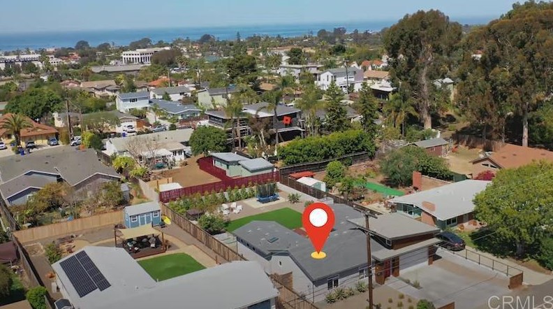 1084 Nardo Rd, Encinitas, CA 92024