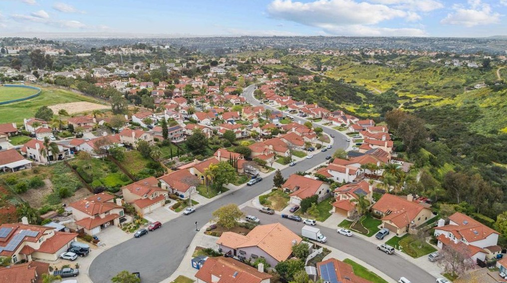 1656 Azusa Ct, Bonita, CA 91902