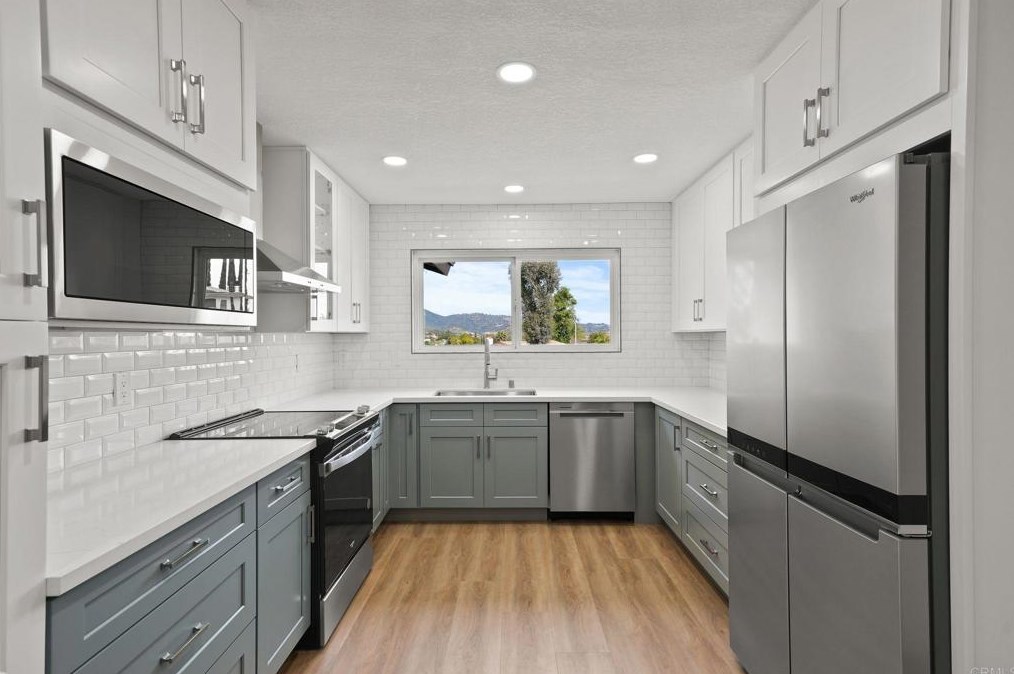 1933 Jadero Pl, Escondido, CA 92029-4201