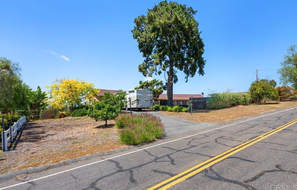 4869 San Jacinto Cir, Fallbrook, CA 92028-8747