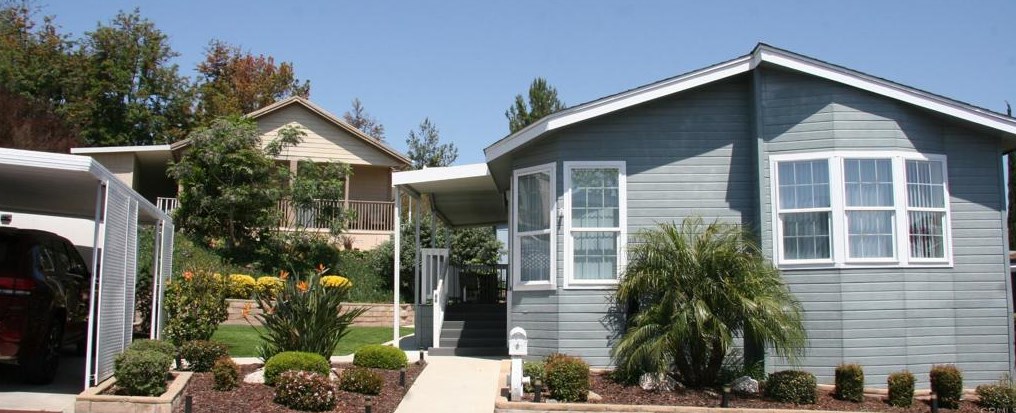 525 W El Norte Pkwy #86, Escondido, CA 92026