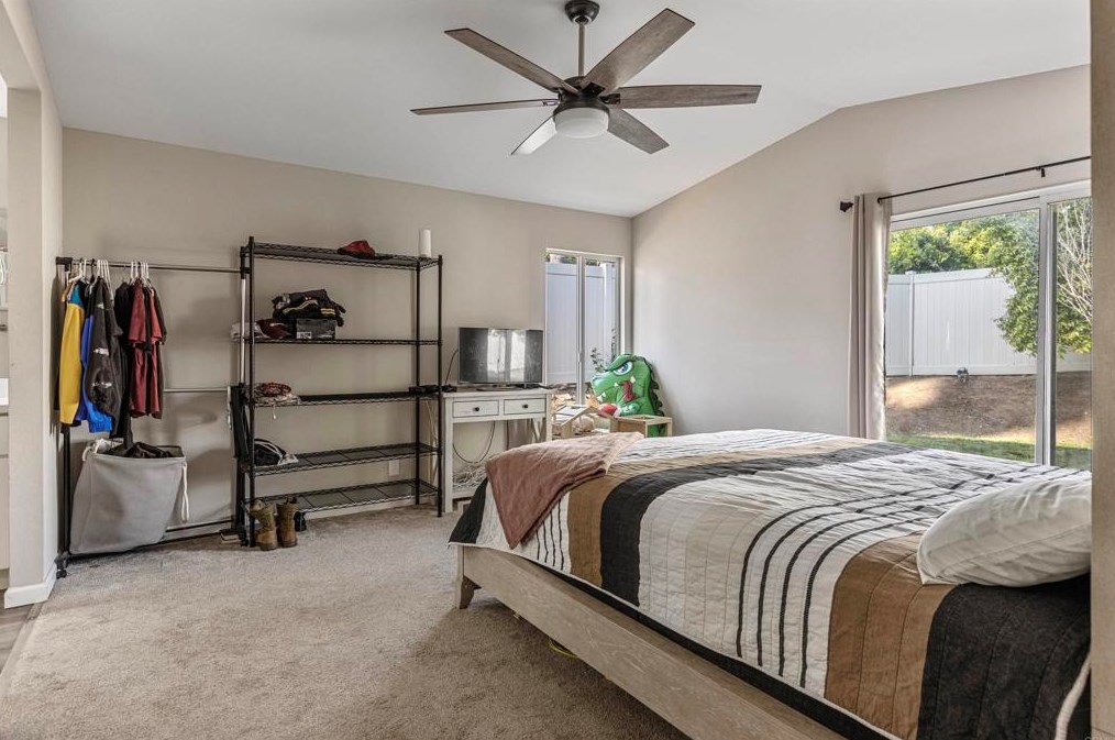 138 Shelby Ln, Fallbrook CA  92028-2723 exterior