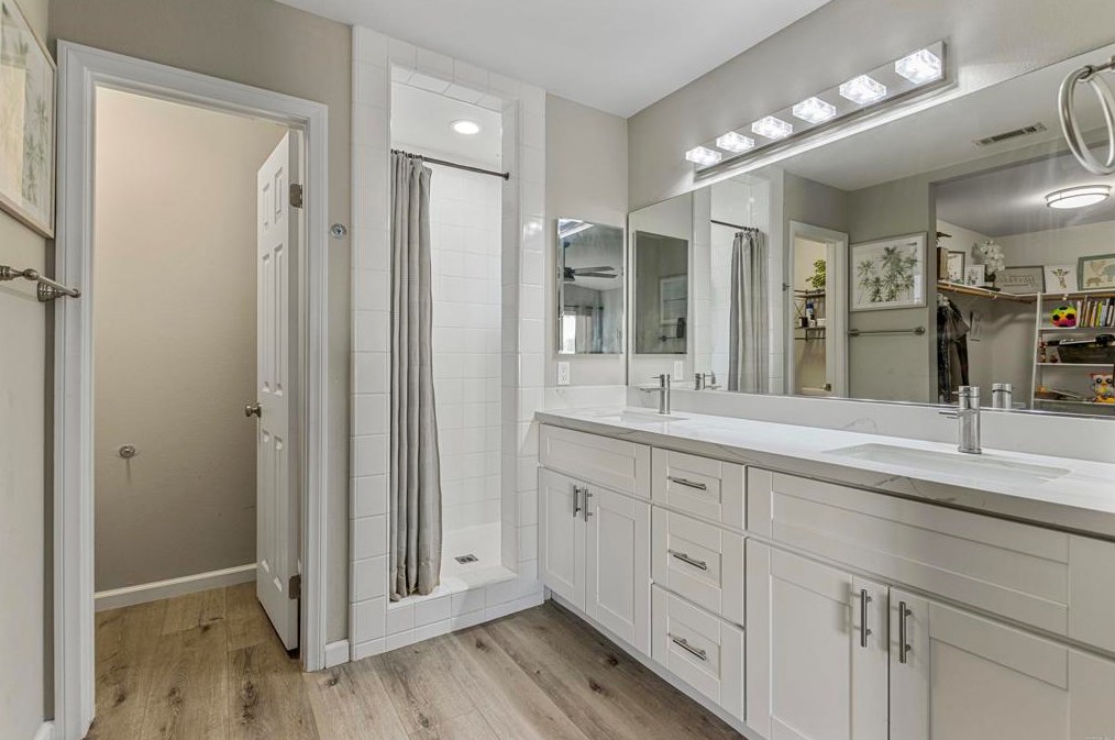 138 Shelby Ln, Fallbrook CA  92028-2723 exterior