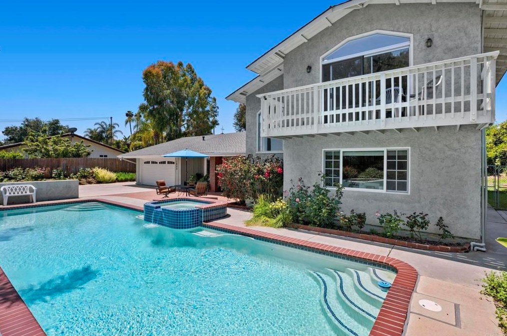 1925 Green Canyon Rd, Fallbrook, CA 92028-4615