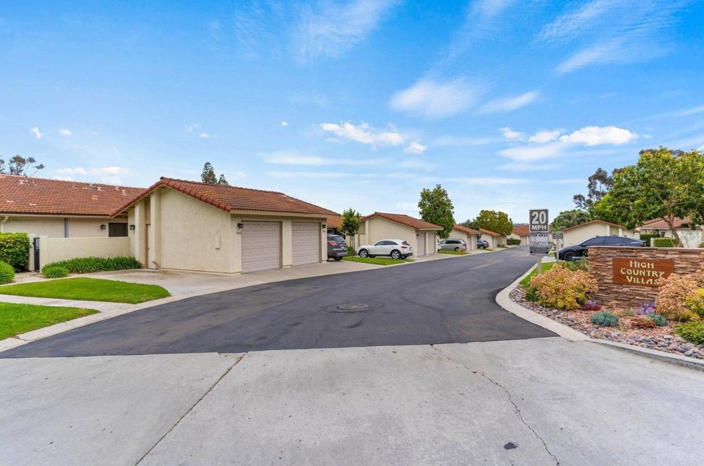 1902 Springdale Ln, Encinitas, CA 92024