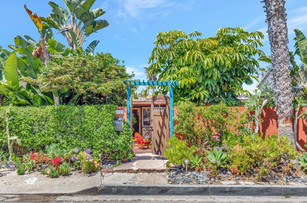 1822 Santa Fe, Del Mar, CA 92014