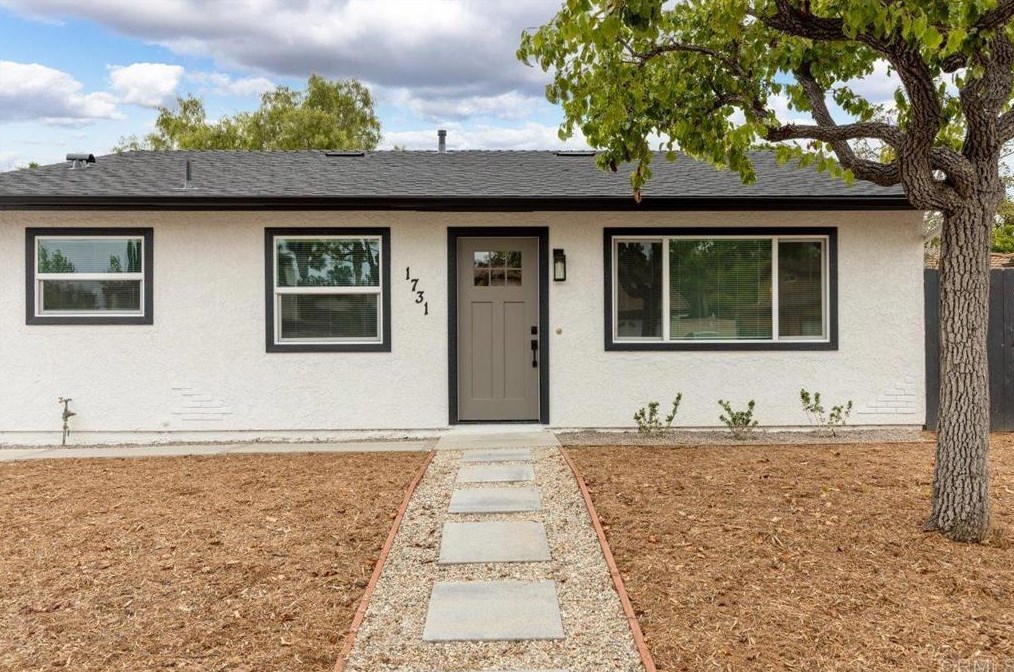 1731 Coyote Ct, Vista, CA 92084