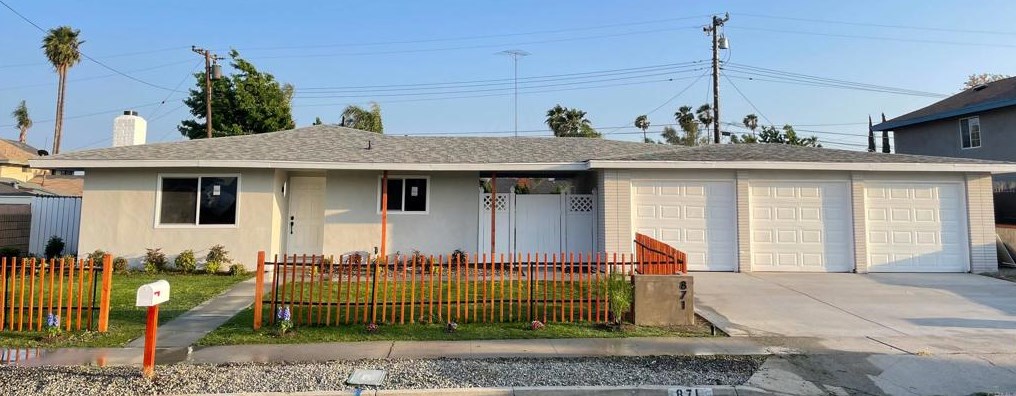 871 E Mariposa Dr, Rialto, CA 92376