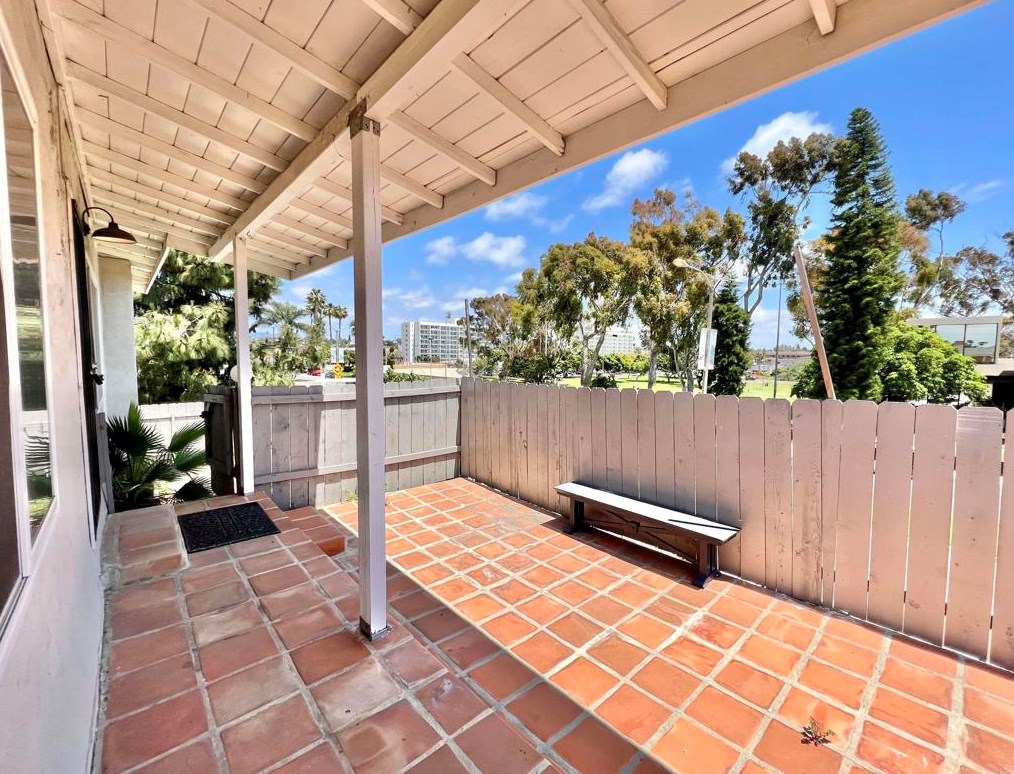 239 E 12th St, National City, CA 91950