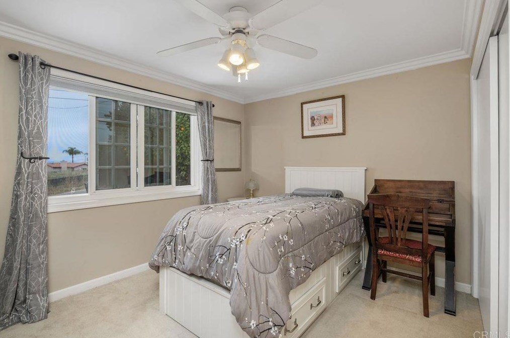 2908 Oak Hill Dr, Escondido CA  92027-5101 exterior