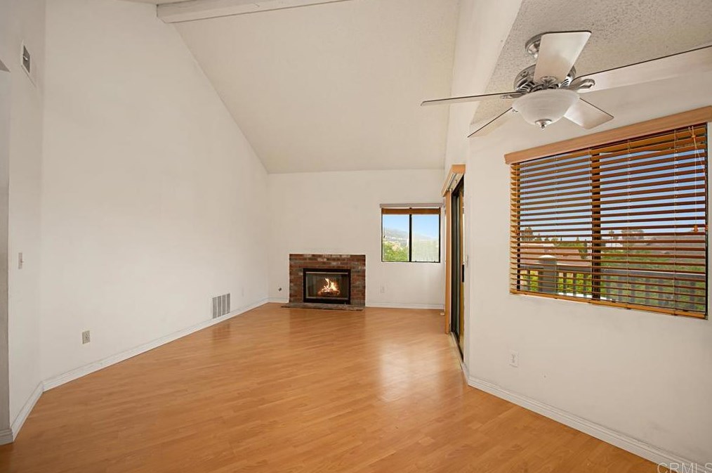 3025 Golden Oak Way, Spring Valley, CA 91978-1973