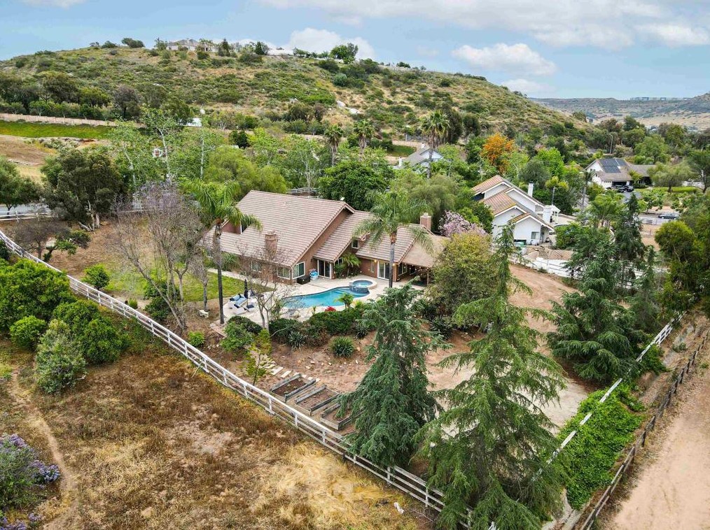 14248 Ipava Dr, Poway CA  92064-3454 exterior