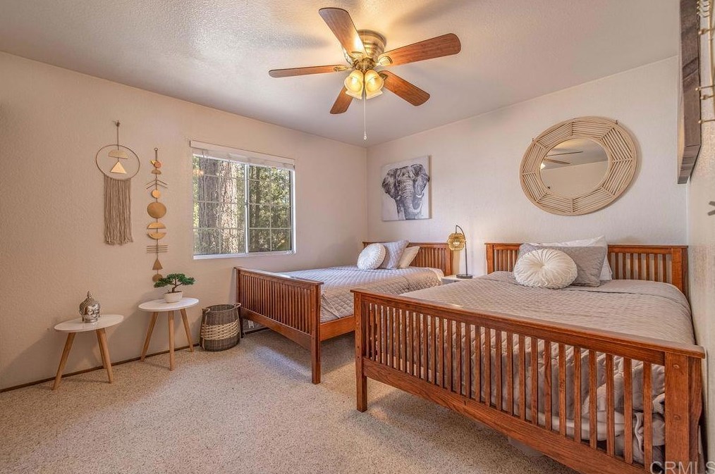 552 Division Dr, Big Bear City CA  92314-9649 exterior