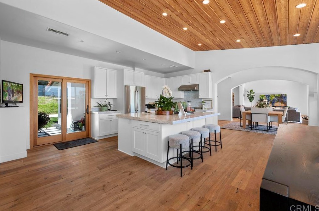 2559 Vista De Palomar, Fallbrook CA  92028-9712 exterior