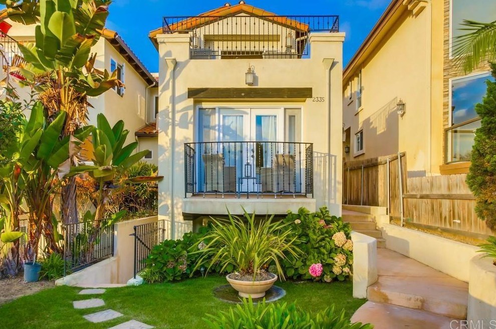 2335 Manchester Ave, Cardiff by the Sea, CA 92007