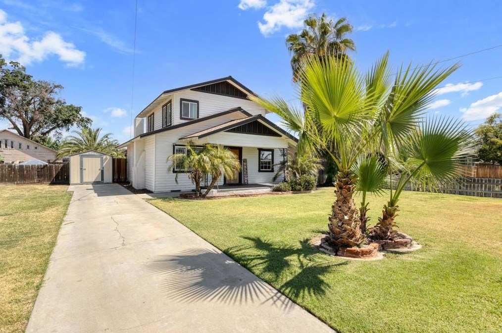 318 Cameron St, Hanford, CA 93230-3709