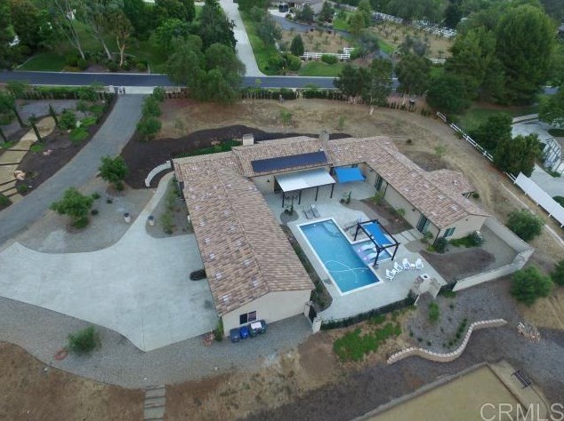 7 Country Glen Rd, Fallbrook, CA 92028-9231