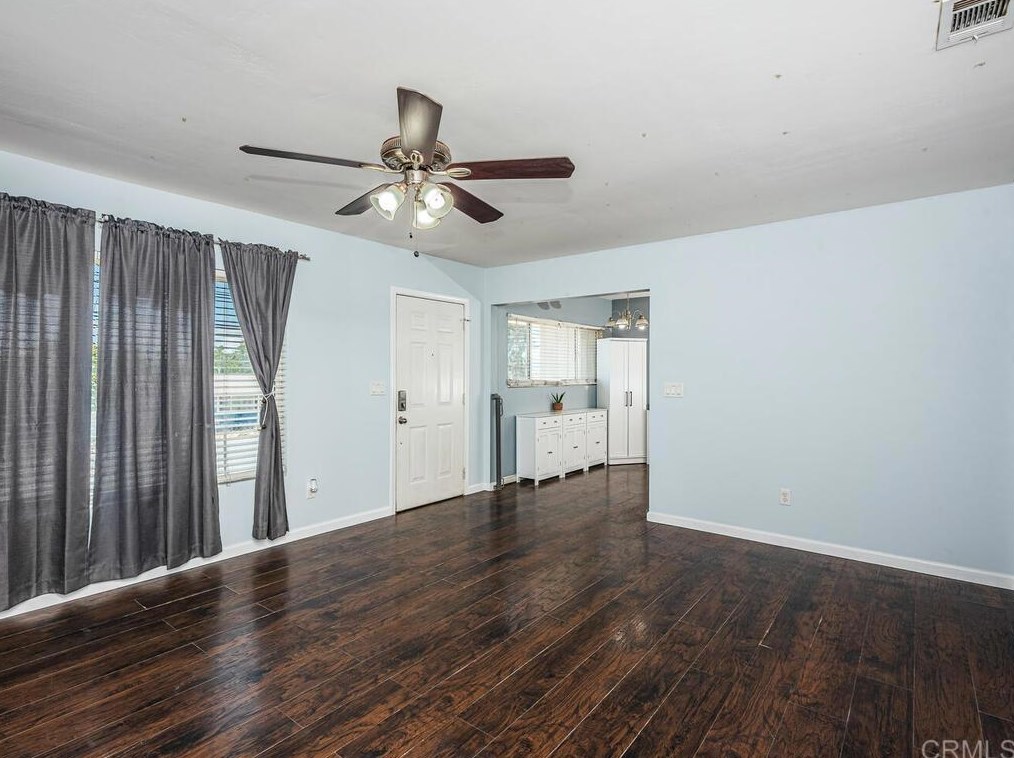 850 Pepper Dr, El Cajon, CA 92021