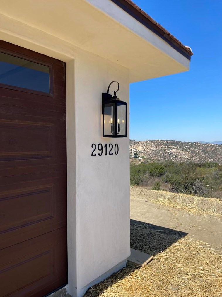 29120 View Ln, Escondido, CA 92026-6111