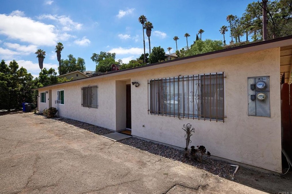 2964 Crane St, Lemon Grove, CA 91945
