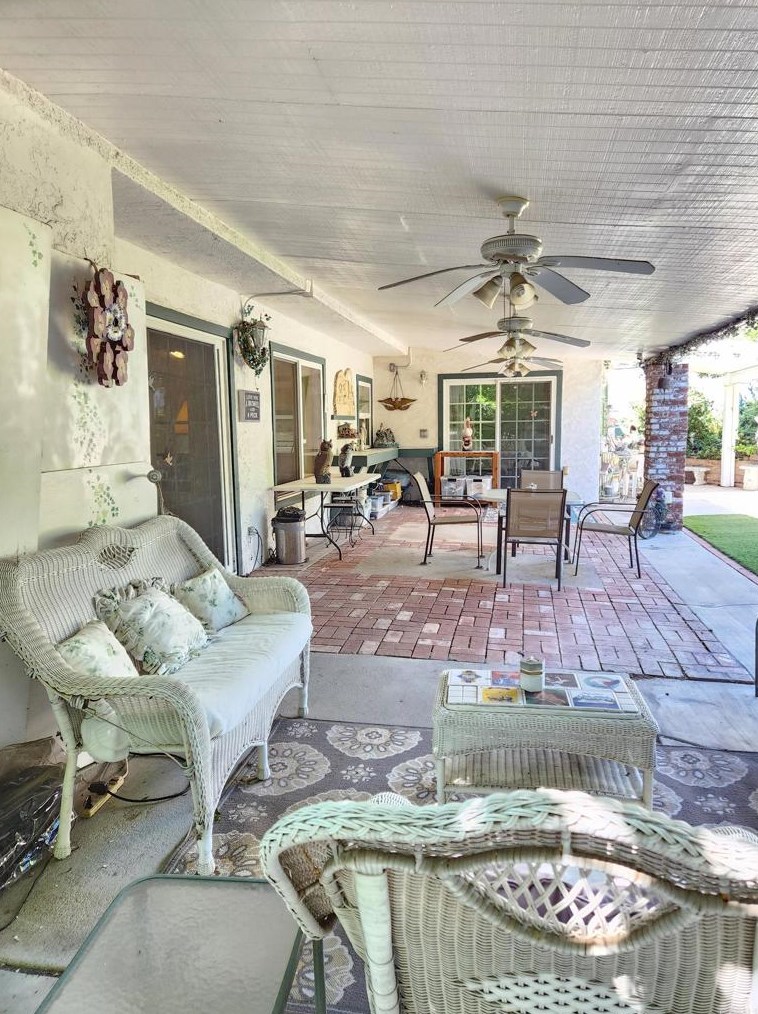 1722 Firestone Dr, Escondido, CA 92026-1816