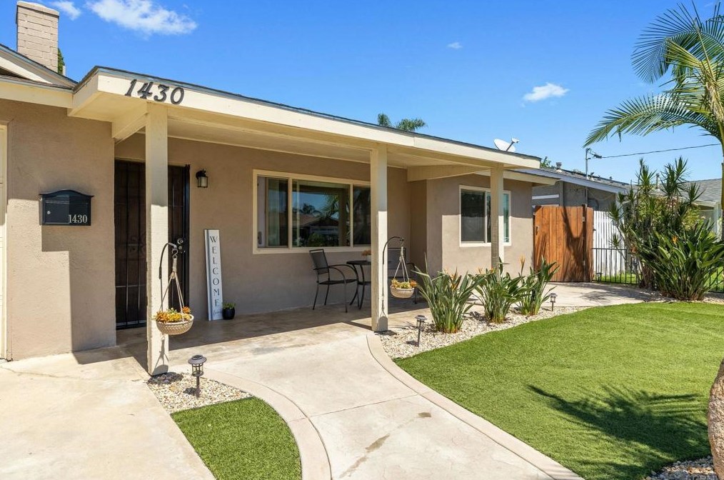 1430 Mckinley Ave, Escondido, CA 92027-1912