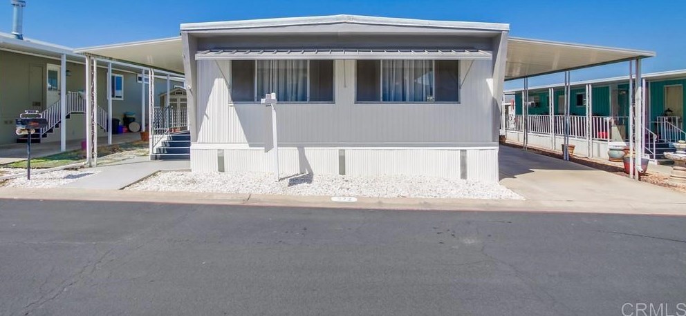 8301 Mission Gorge Rd #272, Santee, CA 92071