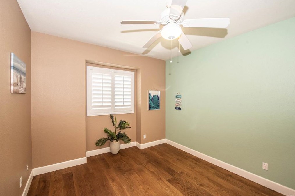 2589 Honeybell Ln, Escondido CA  92027-1847 exterior