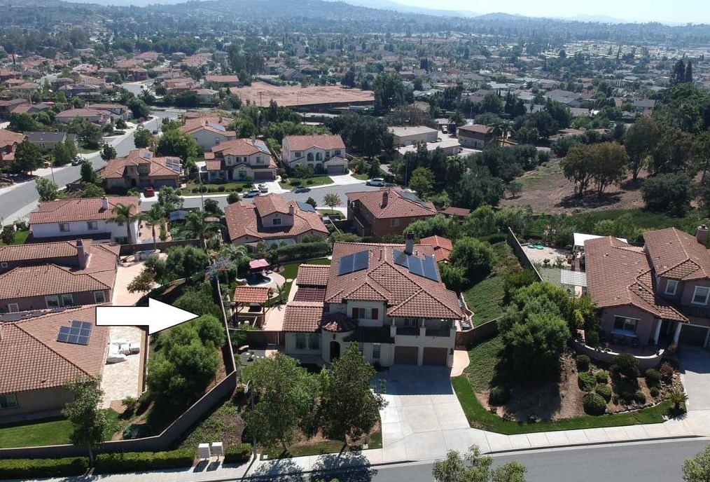 2589 Honeybell Ln, Escondido CA  92027-1847 exterior