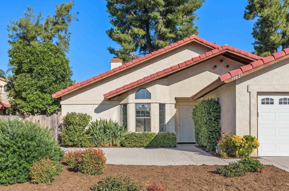 39827 Old Carriage Rd, Murrieta, CA 92563-5551