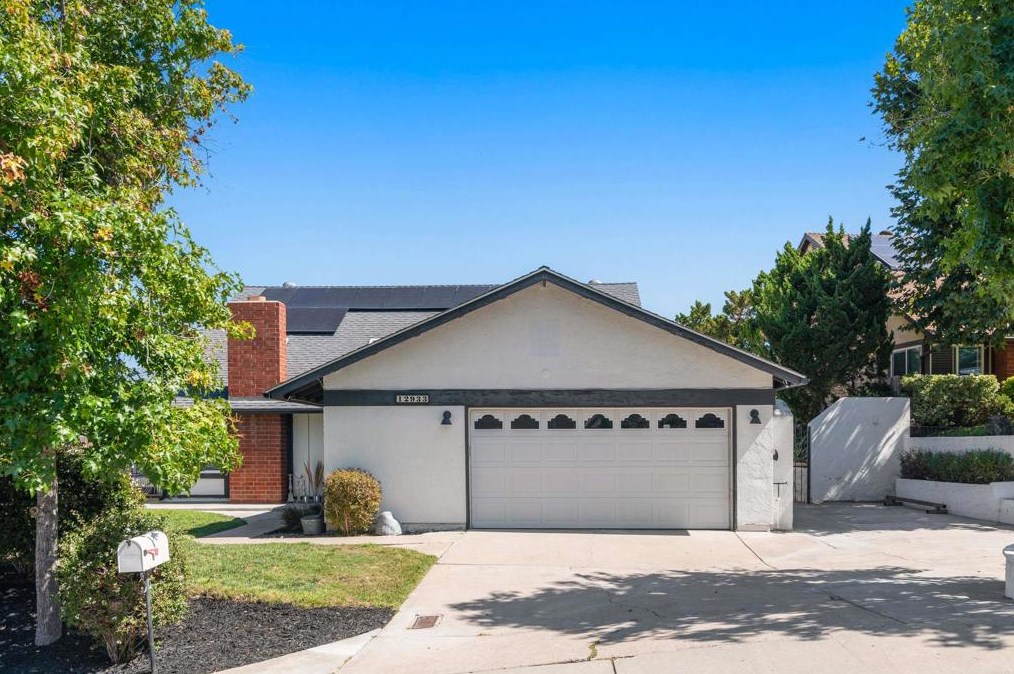 12933 Sunderland St, Poway, CA 92064-5954