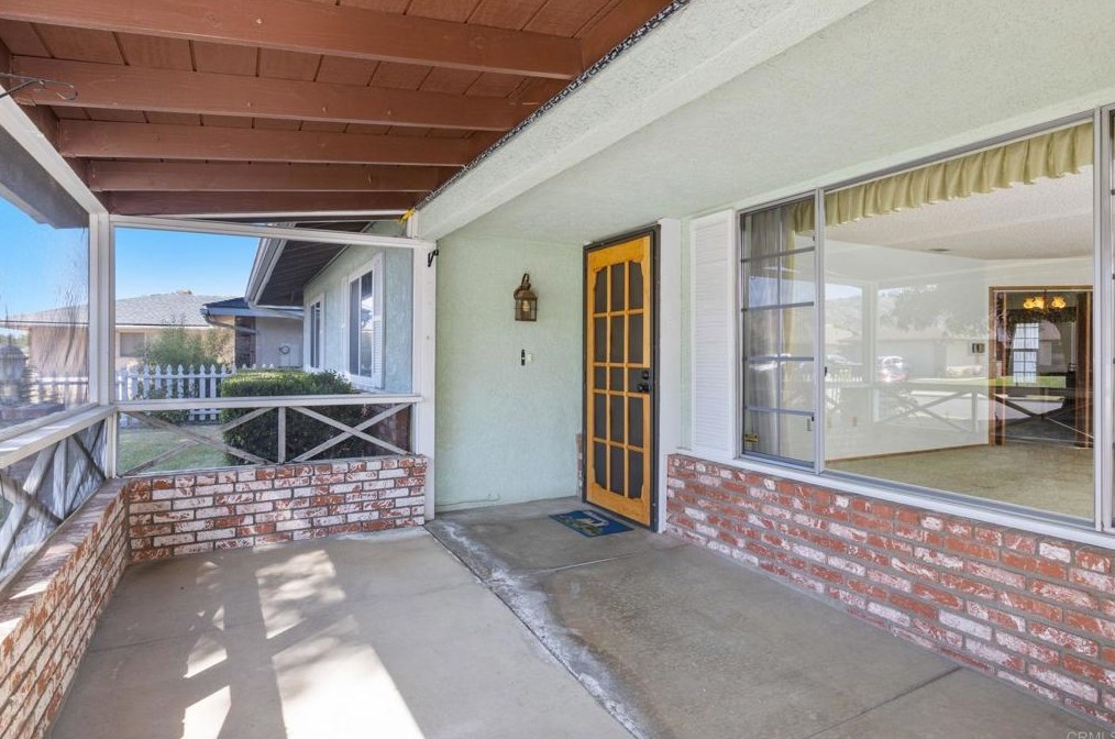 41210 Granada Cir, Hemet, CA 92544-8233