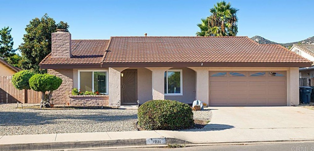1634 David Dr, Escondido, CA 92026-1615