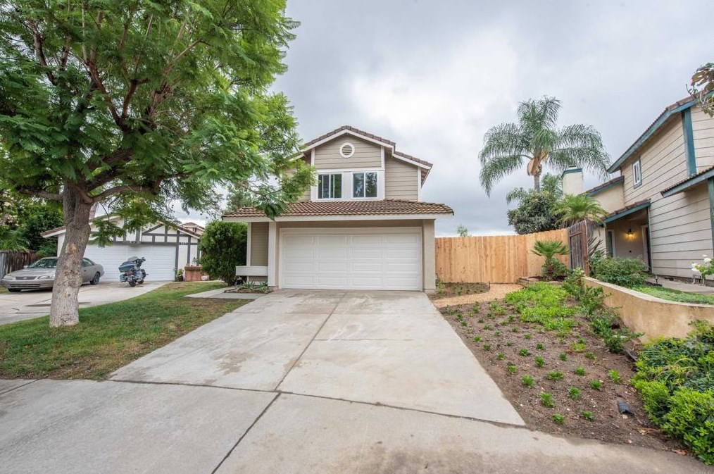 415 Cara St, Escondido, CA 92025-6461