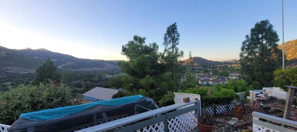8975 Lawrence Welk Dr #150, Escondido, CA 92026