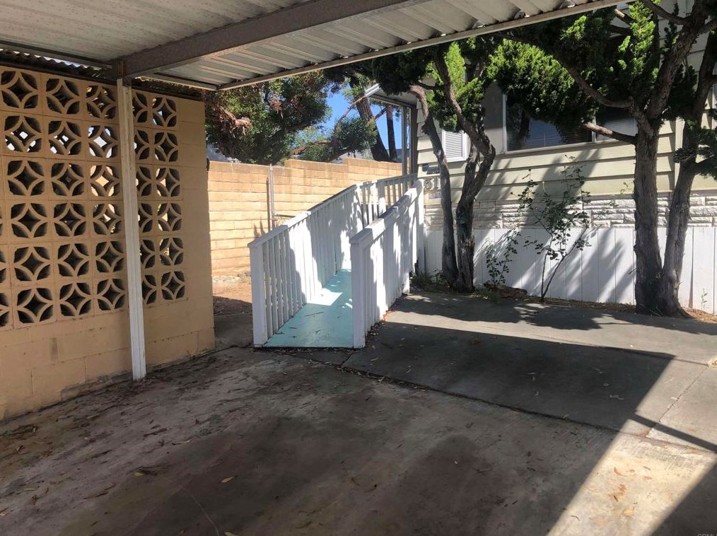 955 Howard Ave #51, Escondido, CA 92029