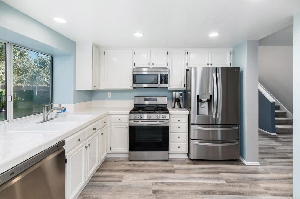 23746 Via Olivia, Murrieta, CA 92562