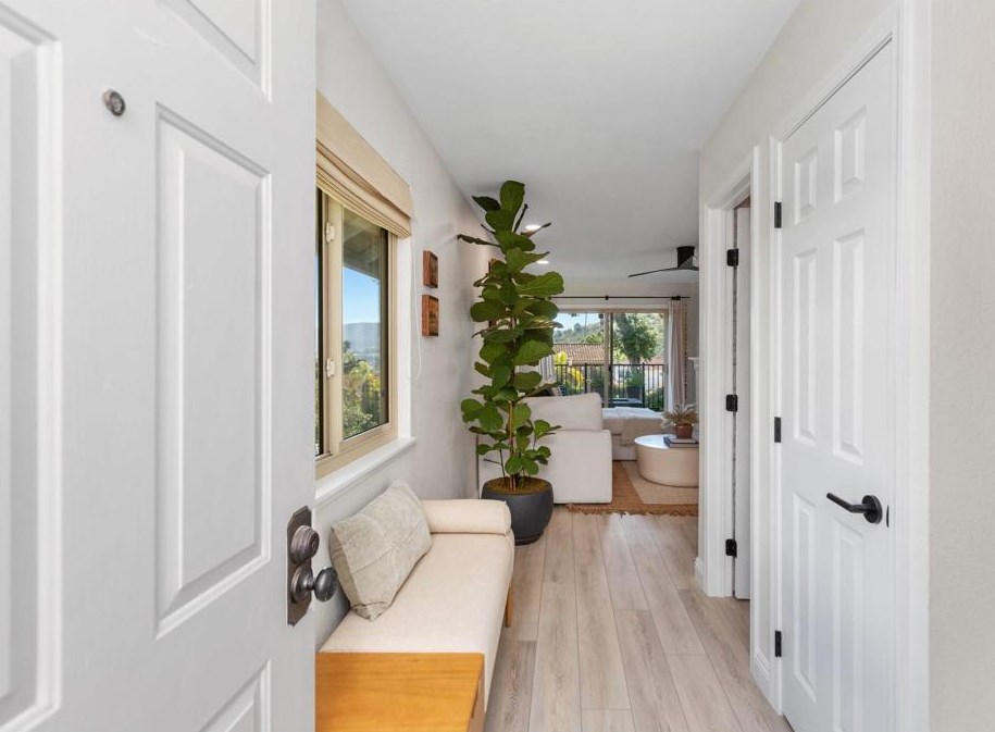 6579 Camino Capistrano, Carlsbad, CA 92009