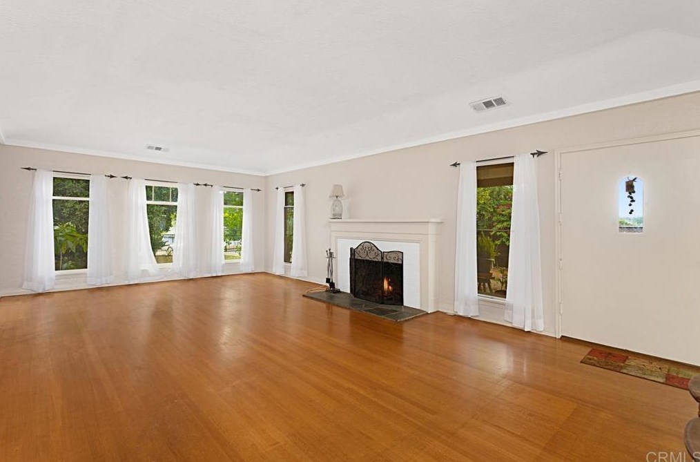 133 Alvarado Ct, Fallbrook, CA 92028