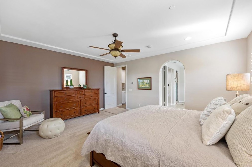 207 Clayton Parkinson Ct, Fallbrook CA  92028-2608 exterior