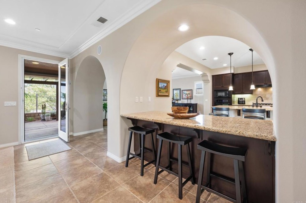 207 Clayton Parkinson Ct, Fallbrook CA  92028-2608 exterior