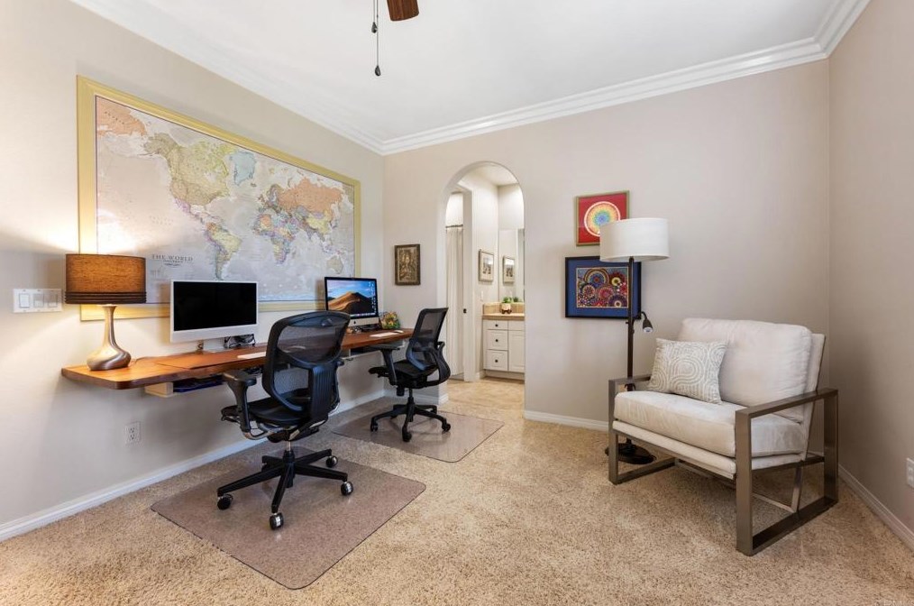 207 Clayton Parkinson Ct, Fallbrook CA  92028-2608 exterior