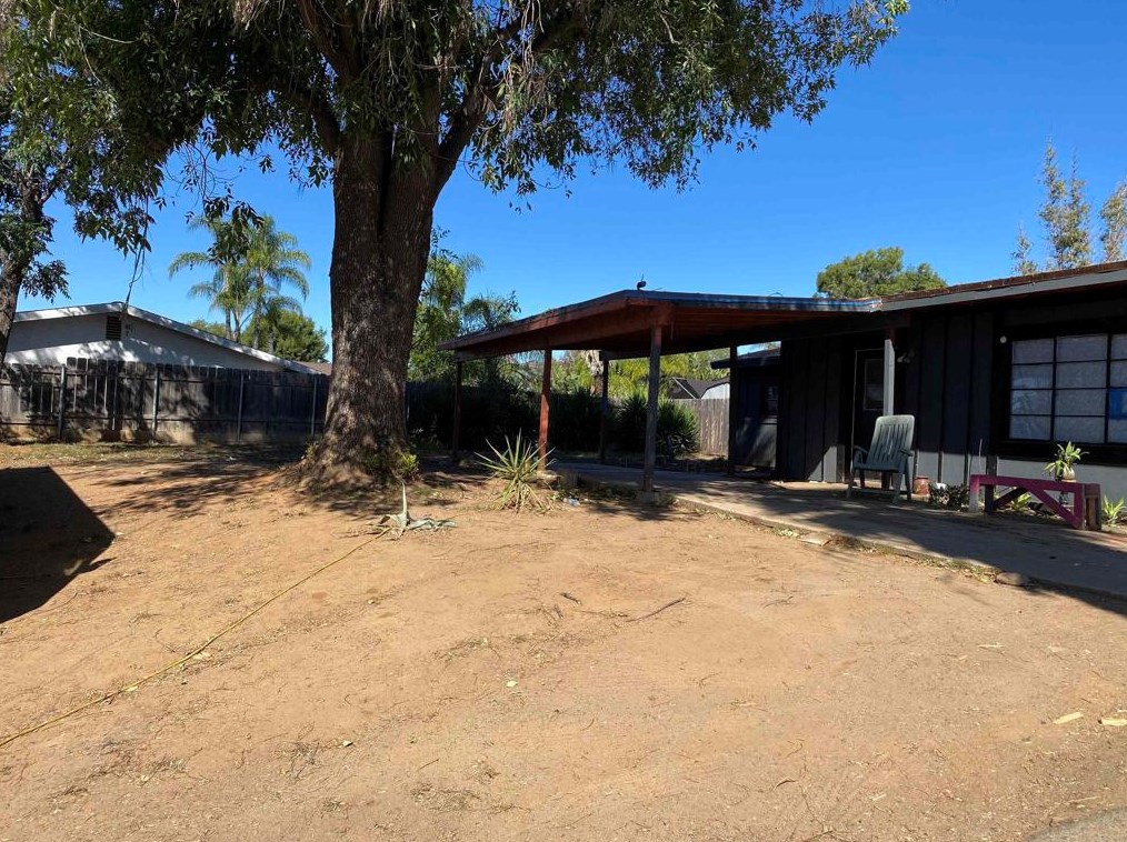 1294 Lincoln Ave, Escondido, CA 92027-1675
