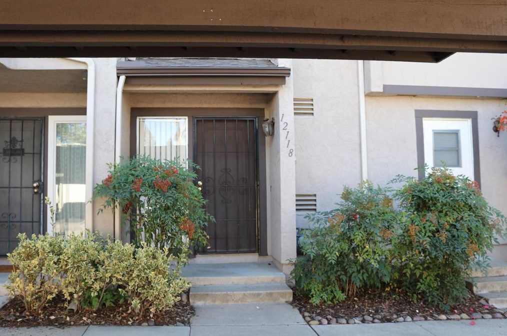 12118 Wilsey Way, Poway, CA 92064