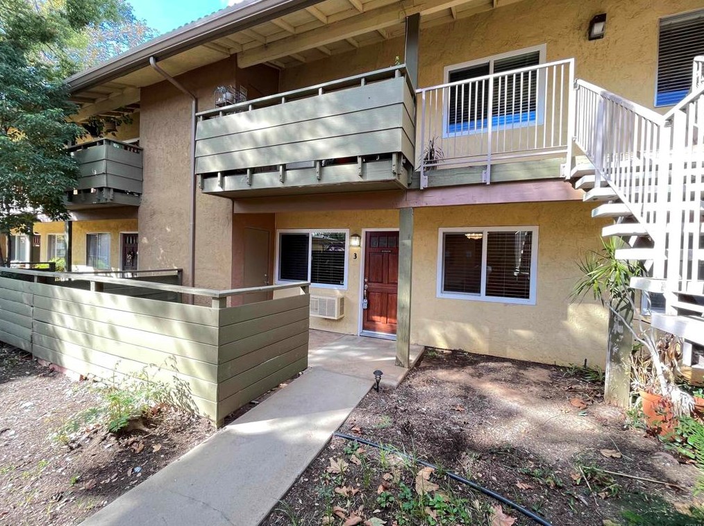 2094 E Grand Ave #3, Escondido, CA 92027
