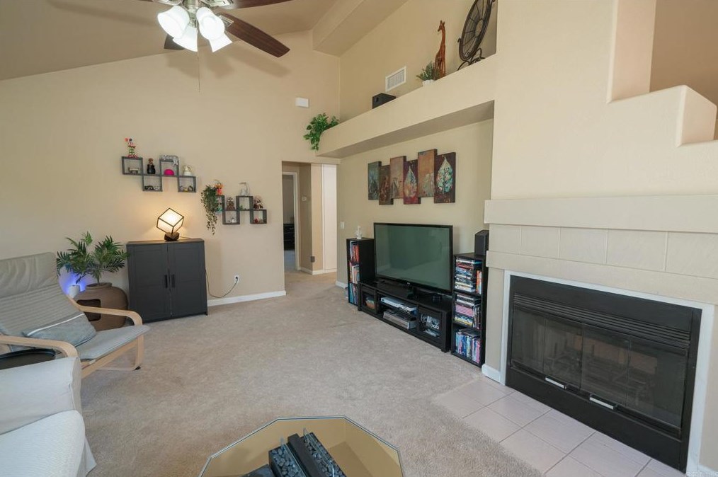1051 Florido Plz, Chula Vista CA  91910-7005 exterior