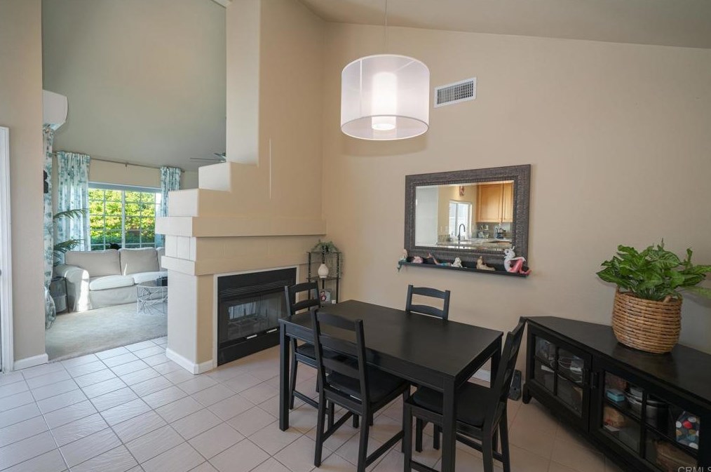 1051 Florido Plz, Chula Vista CA  91910-7005 exterior