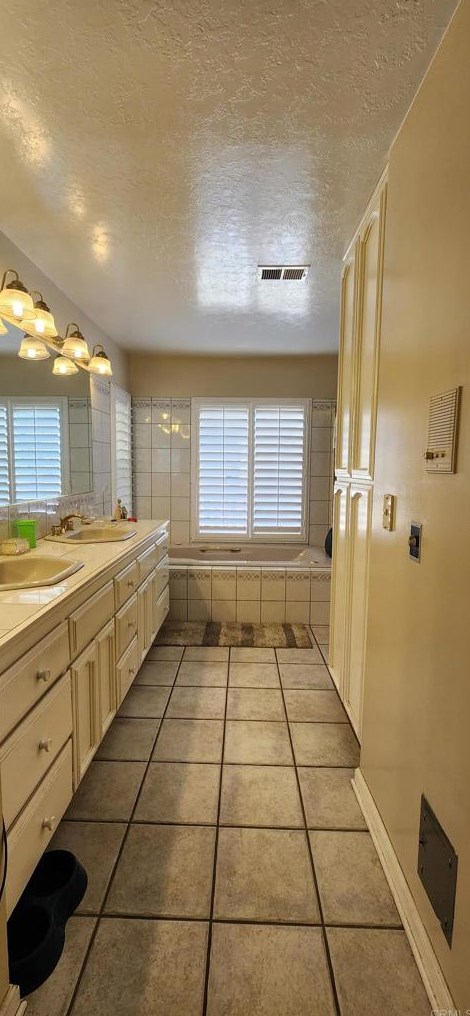 27430 Columbia St, Hemet CA  92544-8162 exterior