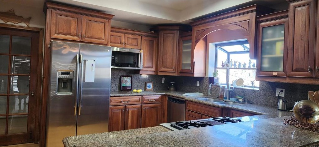 27430 Columbia St, Hemet CA  92544-8162 exterior