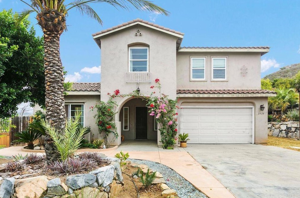 2520 Longmont Rd, Vista, CA 92084